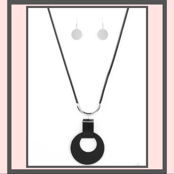 Luxe Crush Necklace